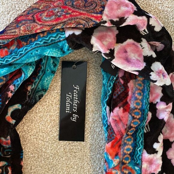 NWT Feathers By Tolani Anthropologie Jewel Toned Infinity Scarf - Picture 4 of 8